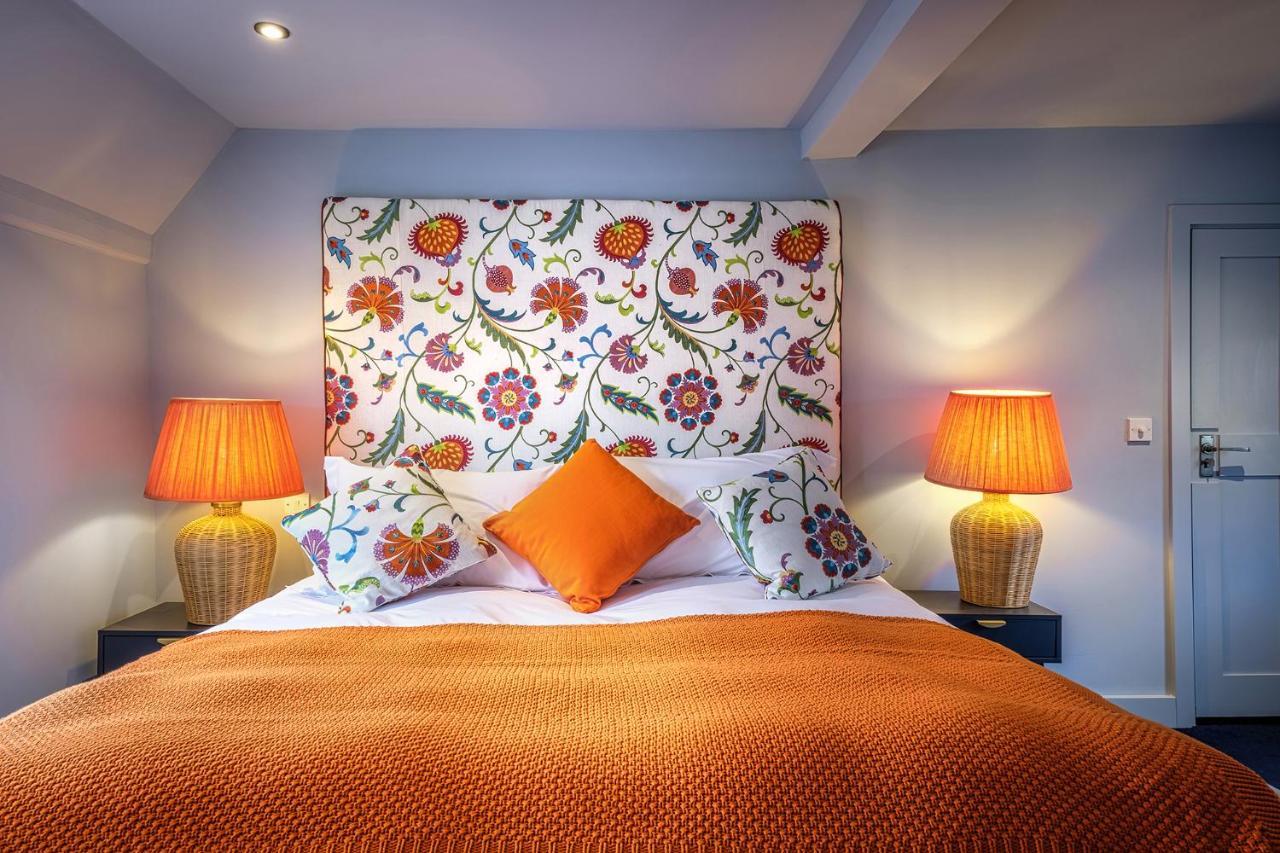 The Carpenters Arms Hotel Great Wilbraham Buitenkant foto
