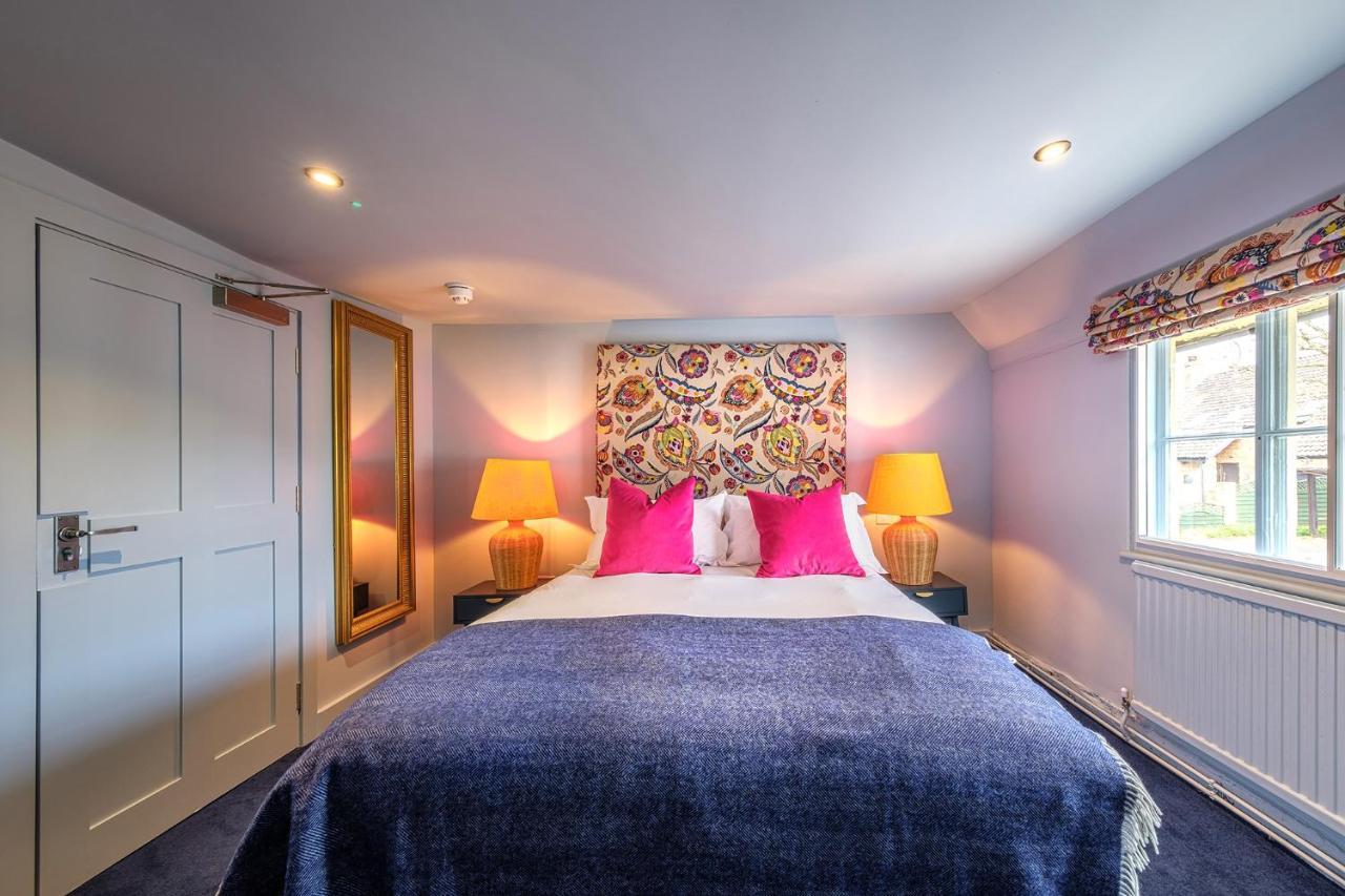 The Carpenters Arms Hotel Great Wilbraham Buitenkant foto